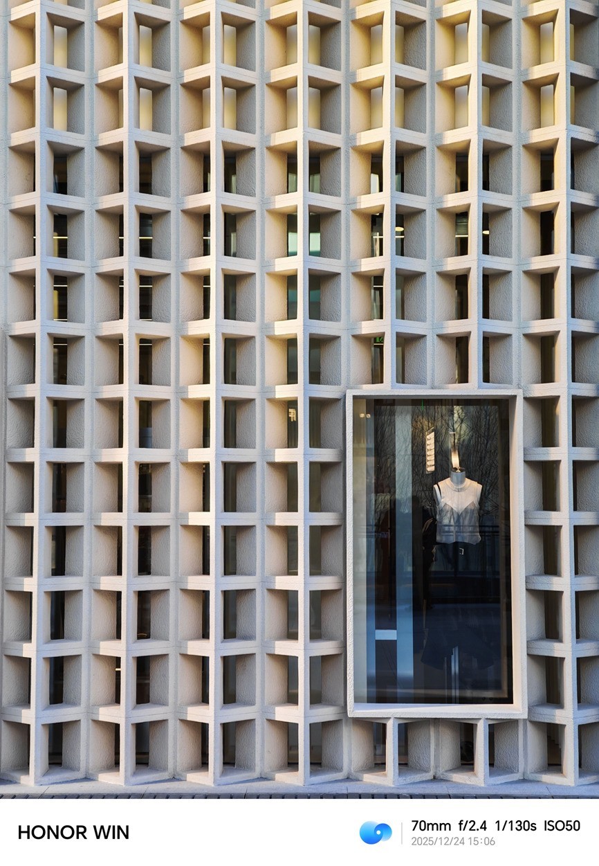 荣耀WIN全面评测：10000mAh电池带你“稳赢”