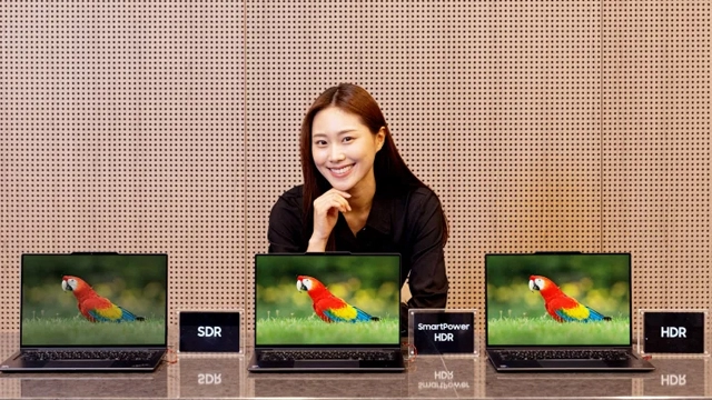 三星与英特尔联合推出OLED新技术，提升视觉效果的同时优化笔